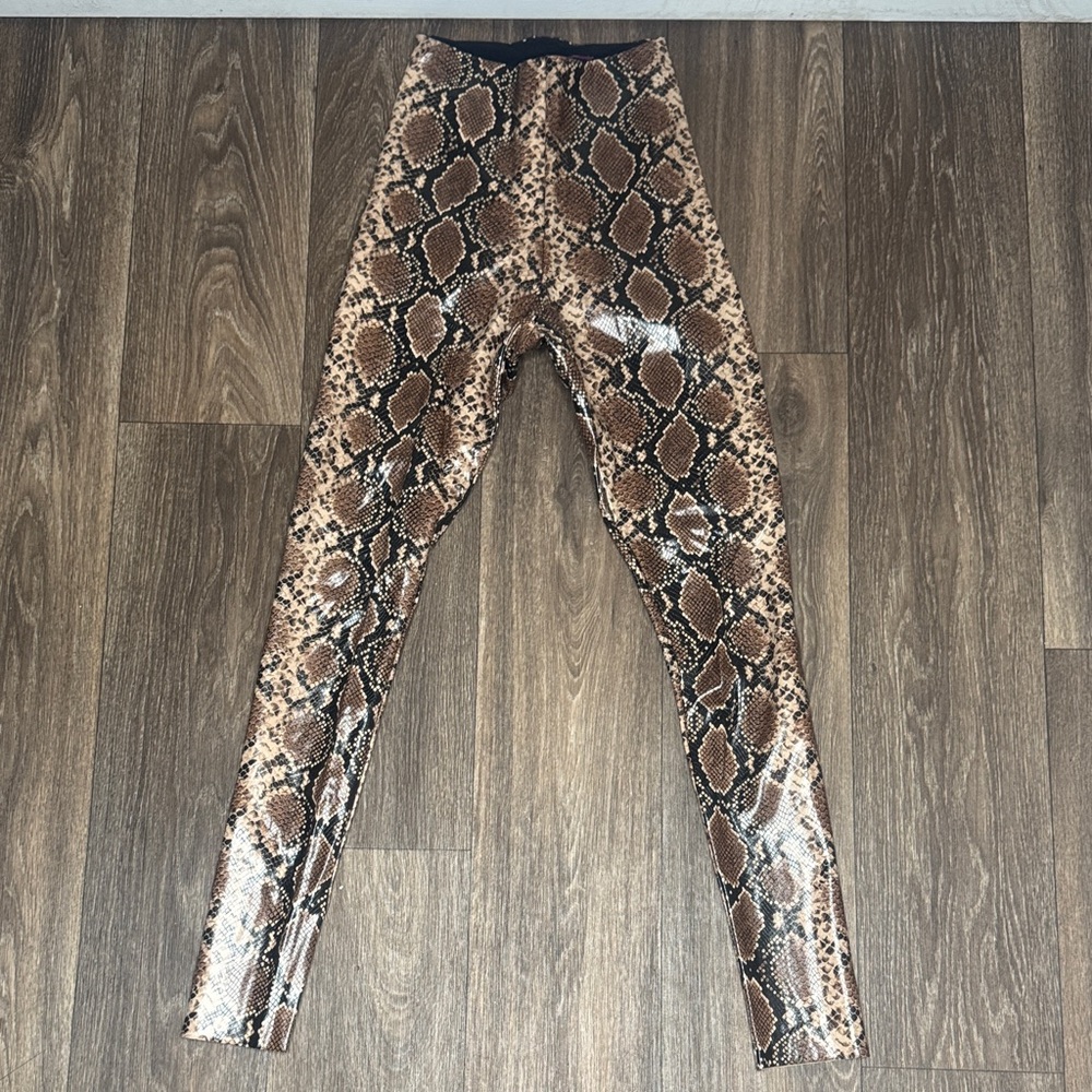 Commando Black and Tan Leggings